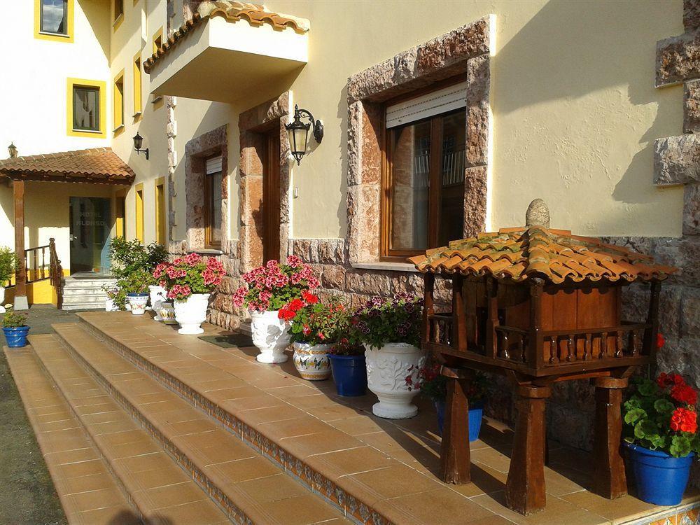 Hotel Alonso Llanes Extérieur photo