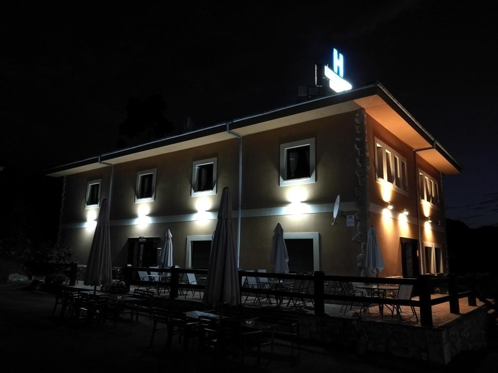 Hotel Alonso Llanes Extérieur photo